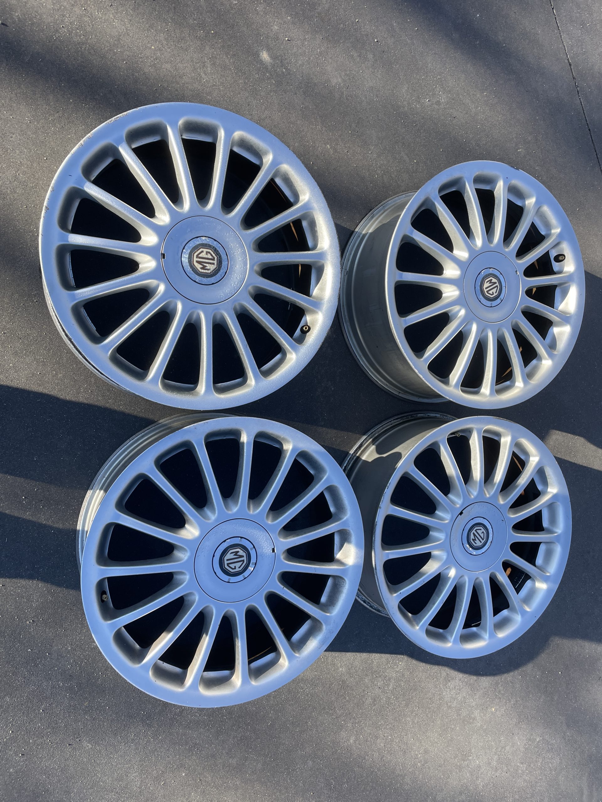 MG ZT – 4 Jantes 18” Straight