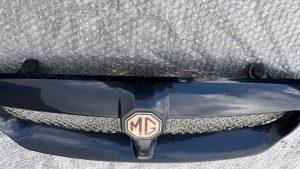 TUCX6454 MG ZR – Grelha Parachoques Mk1 Novo