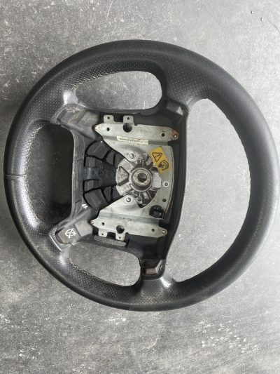 Discovery 1 I / Range Rover Classic – Volante Pele Escuro