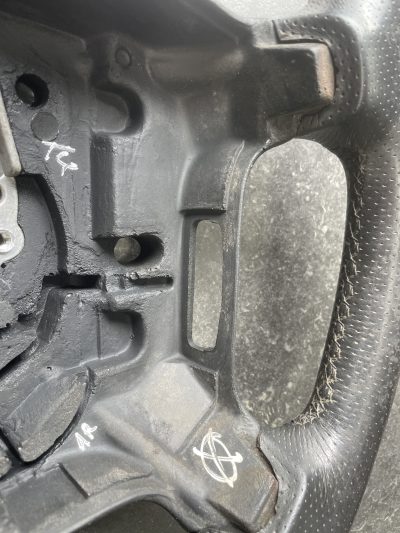 Discovery 1 I / Range Rover Classic – Volante Pele Escuro