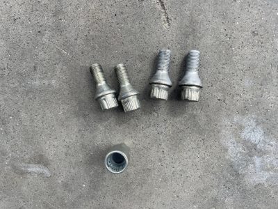 IMG_3504 Rover 75 MG ZT – Porcas Parafusos Chave Segredo