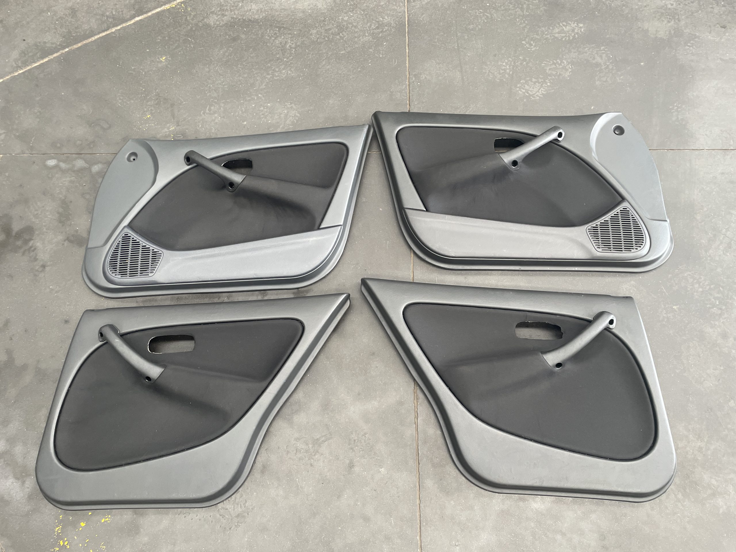 Rover 45/MG ZS – Forras Quartelas Mk2 Portas