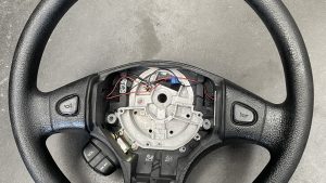 Rover 25 – Volante Escuro c/ Comando Rádio