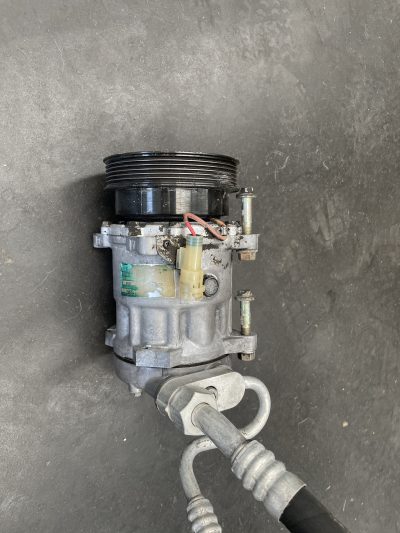 IMG_4081 Rover 600 Diesel Motor Serie L – Compressor Ar Condicionado